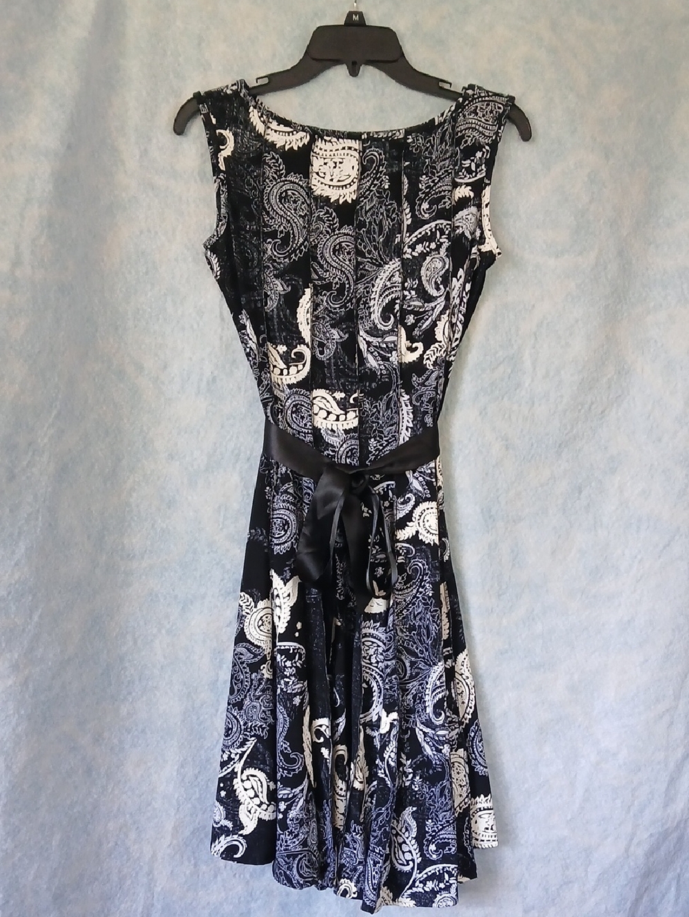 Haani Black White Paisley Midi Dress Satin Waist Tie Fit And Flare Womens SZ PS